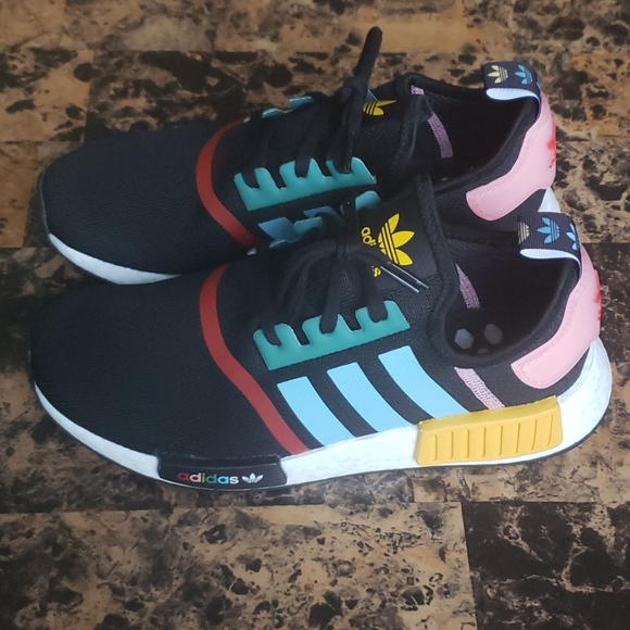 Rare Adidas NMD R1 Black/Yellow/Blue Sneakers NWT - Picture 5 of 16